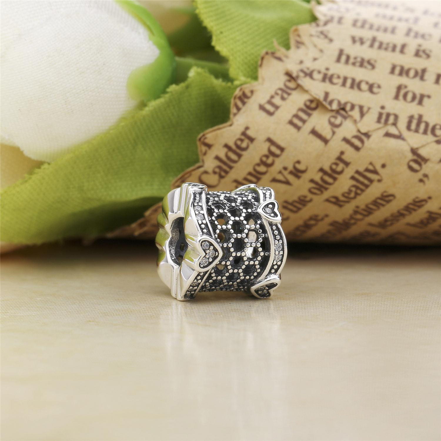 PANDORA Lace Of Love Spacer 797653CZ