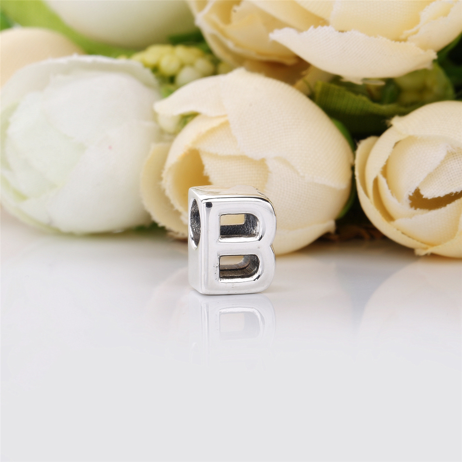 PANDORA Letter B Bedel 797456