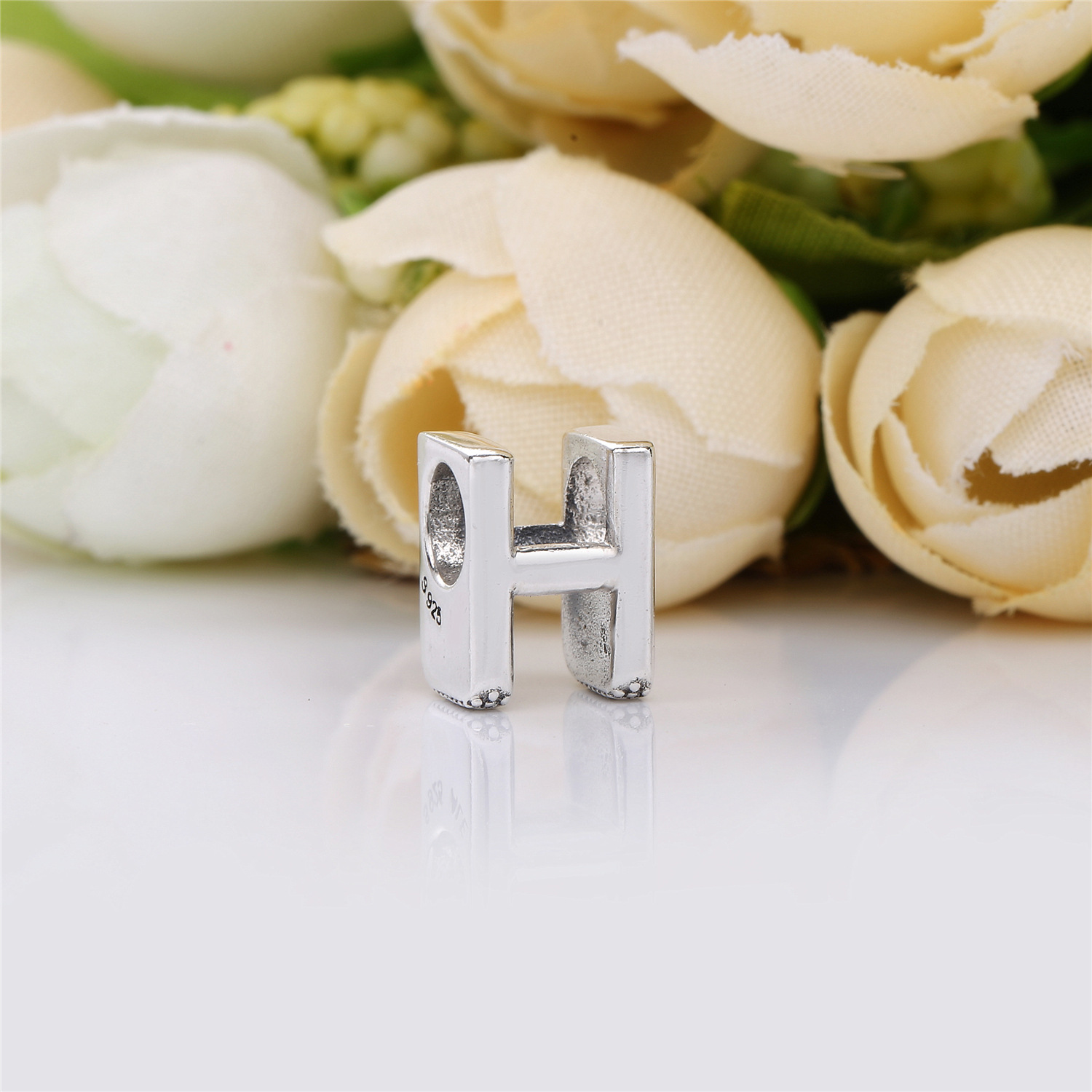 PANDORA Letter H Bedel 797462