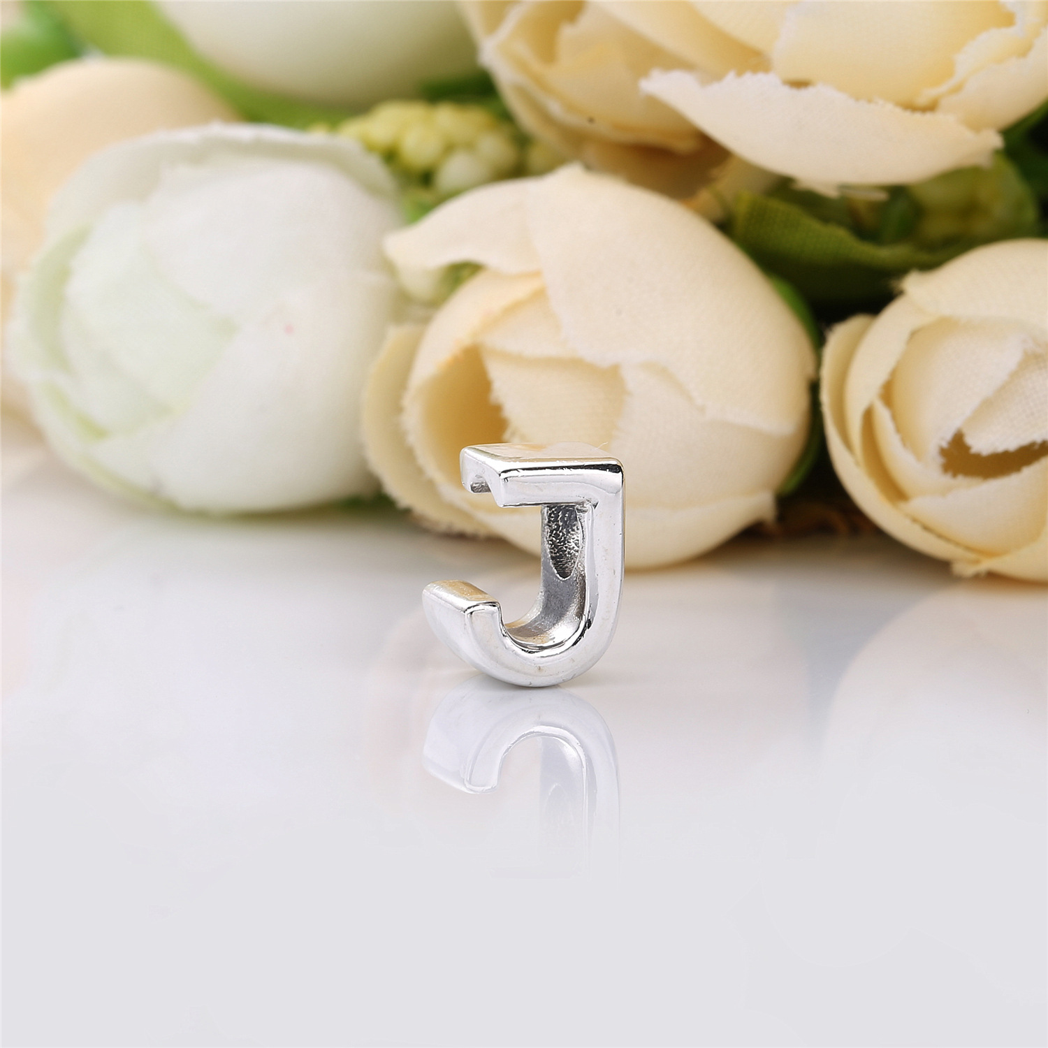 PANDORA Letter J Bedel 797464