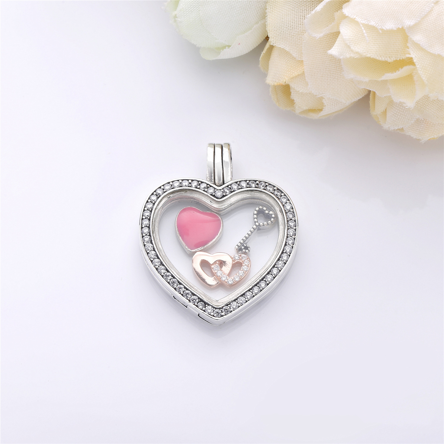 Sparkling Pandora Floating Heart Locket Bedel 797248CZ