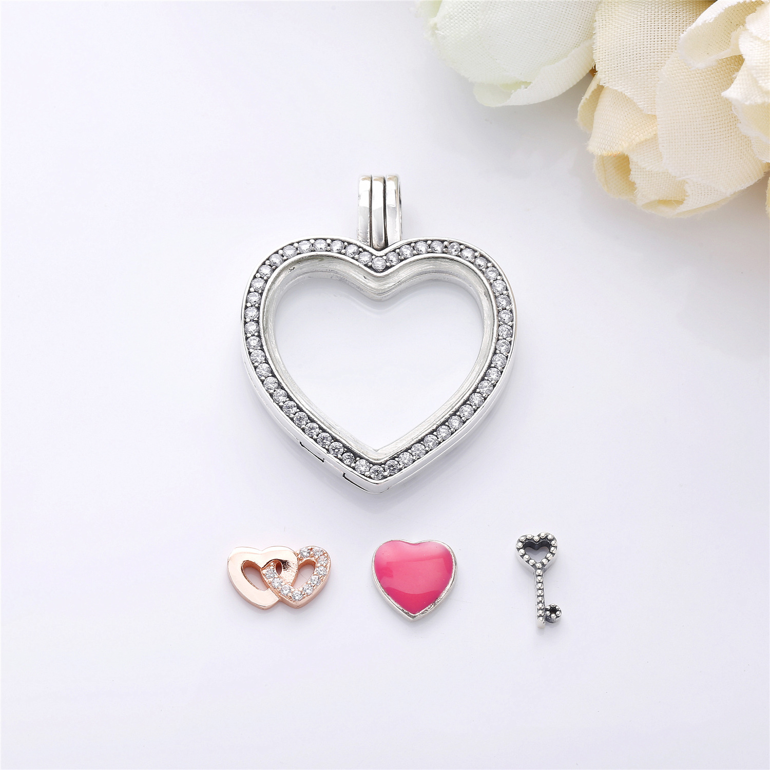 Sparkling Pandora Floating Heart Locket Bedel 797248CZ