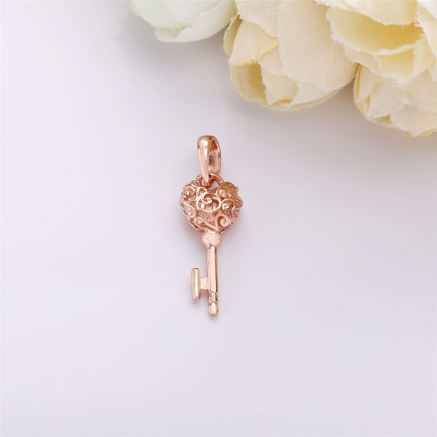 Pandora Rose Regal Key Hanger 387725