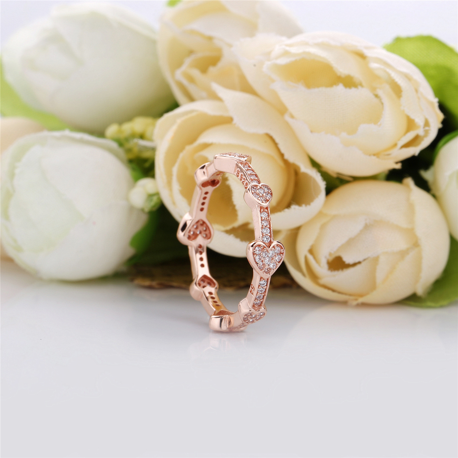 Pandora Rose Alluring Hearts Ring 187729CZ