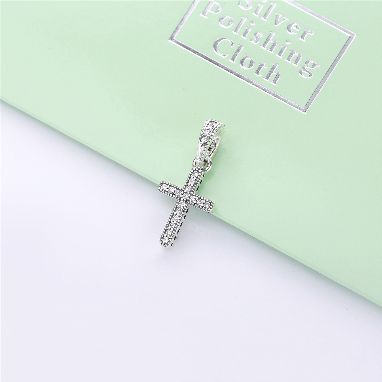 PANDORA Classic Cross Hanger 397571CZ