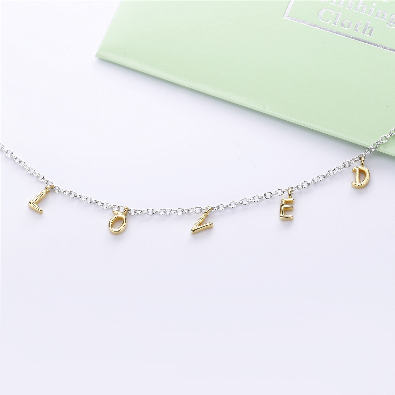 Pandora Shine Loved Script Ketting 367818