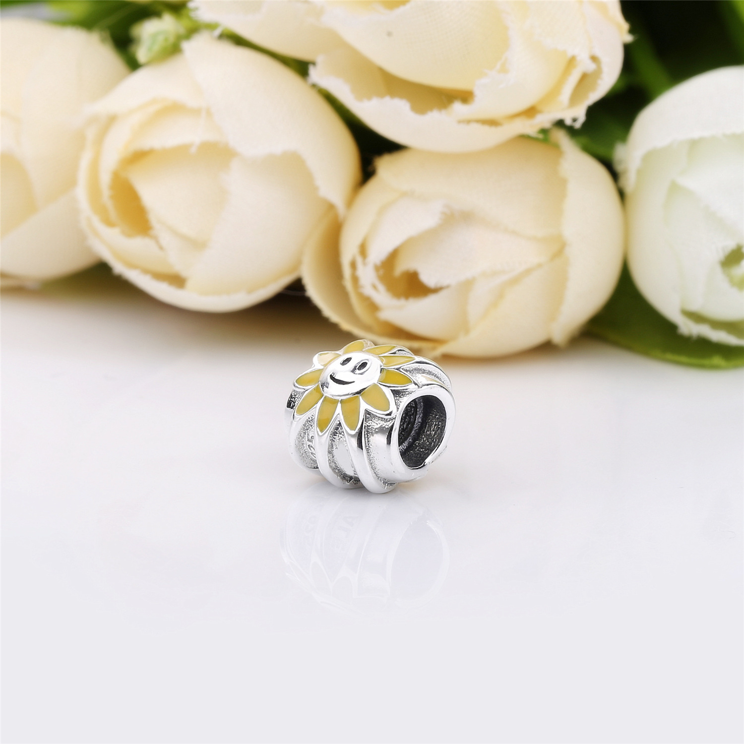 Pandora Bedel Met Zon En Email - 790532En20