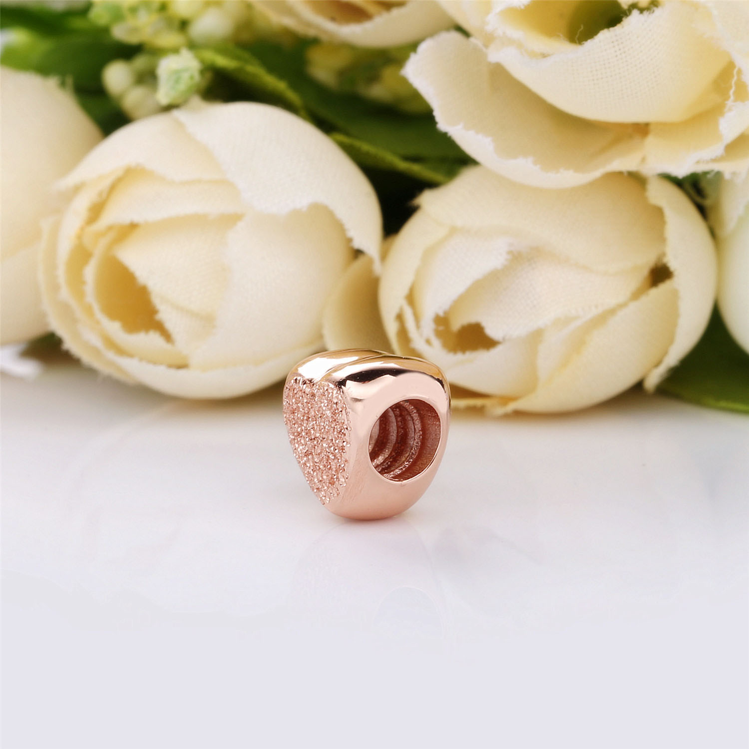 Pandora Matte Brilliance Heart Bedel - 787881