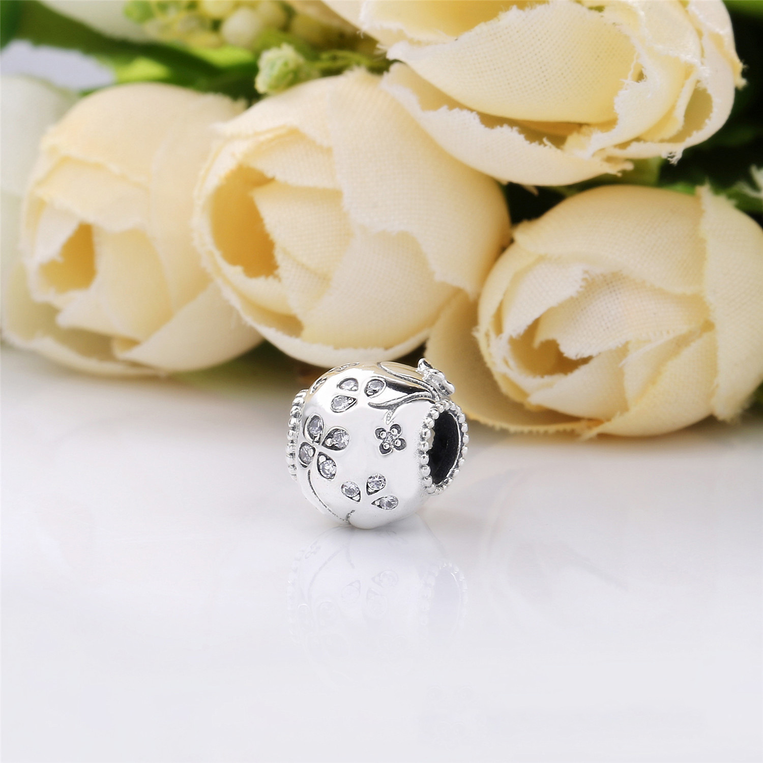 Pandora Sparkling Skull Bedel - 797866CZ