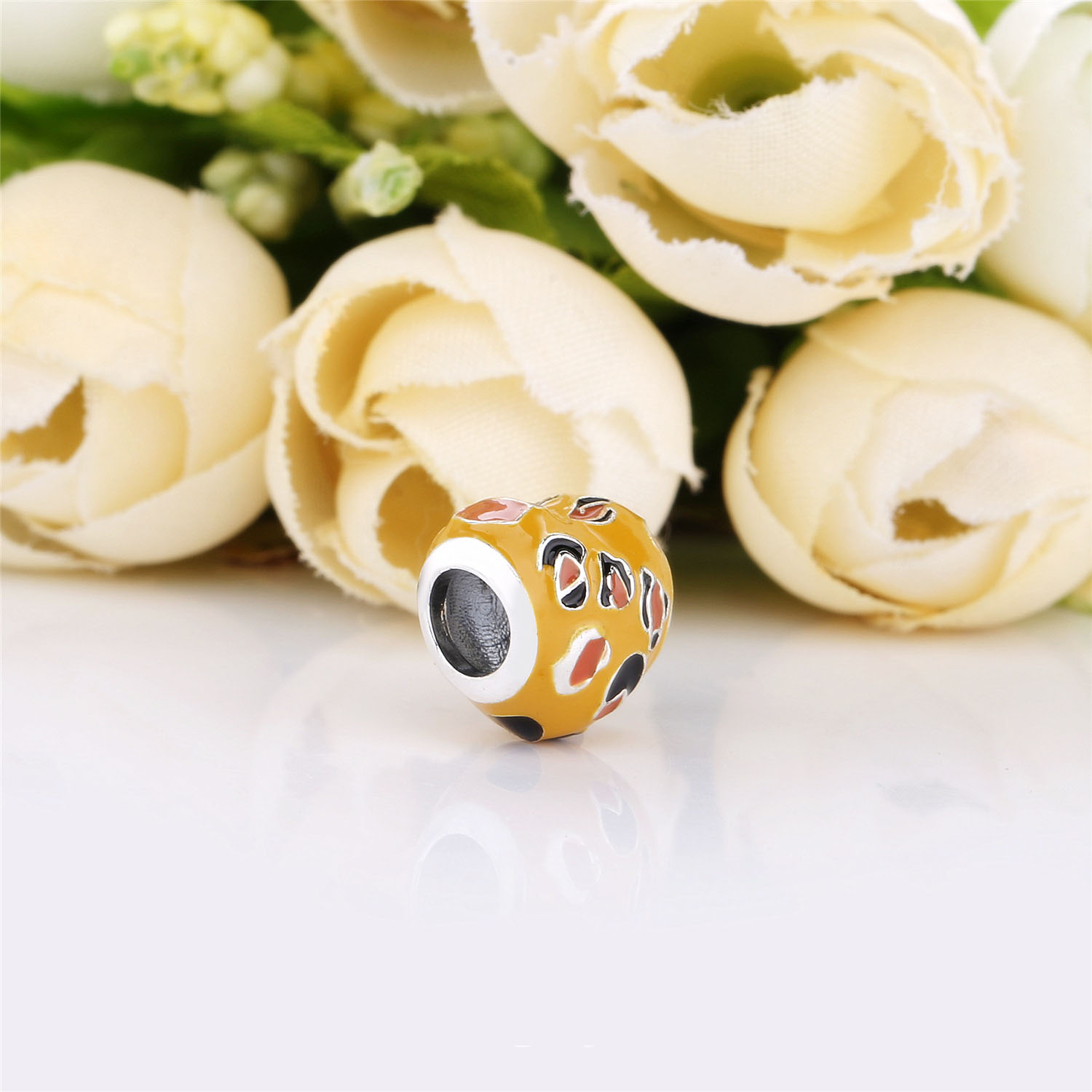 Pandora Spotted Heart Bedel - 798065ENMX