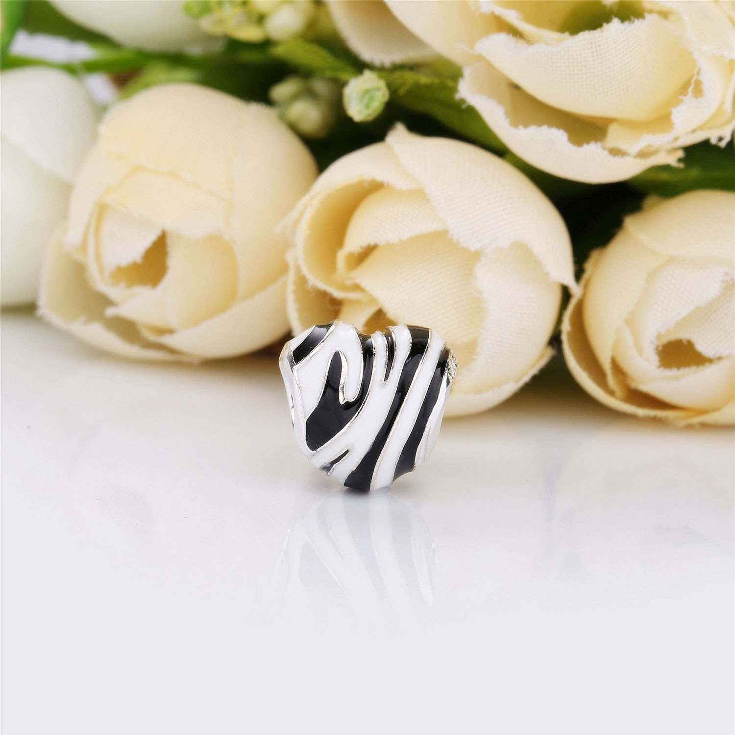 Pandora Wild Stripes Bedel - 798056ENMX