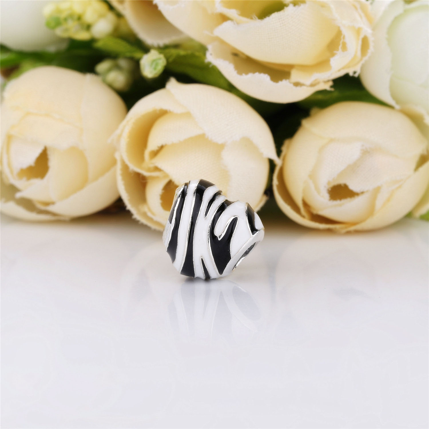 Pandora Wild Stripes Bedel - 798056ENMX