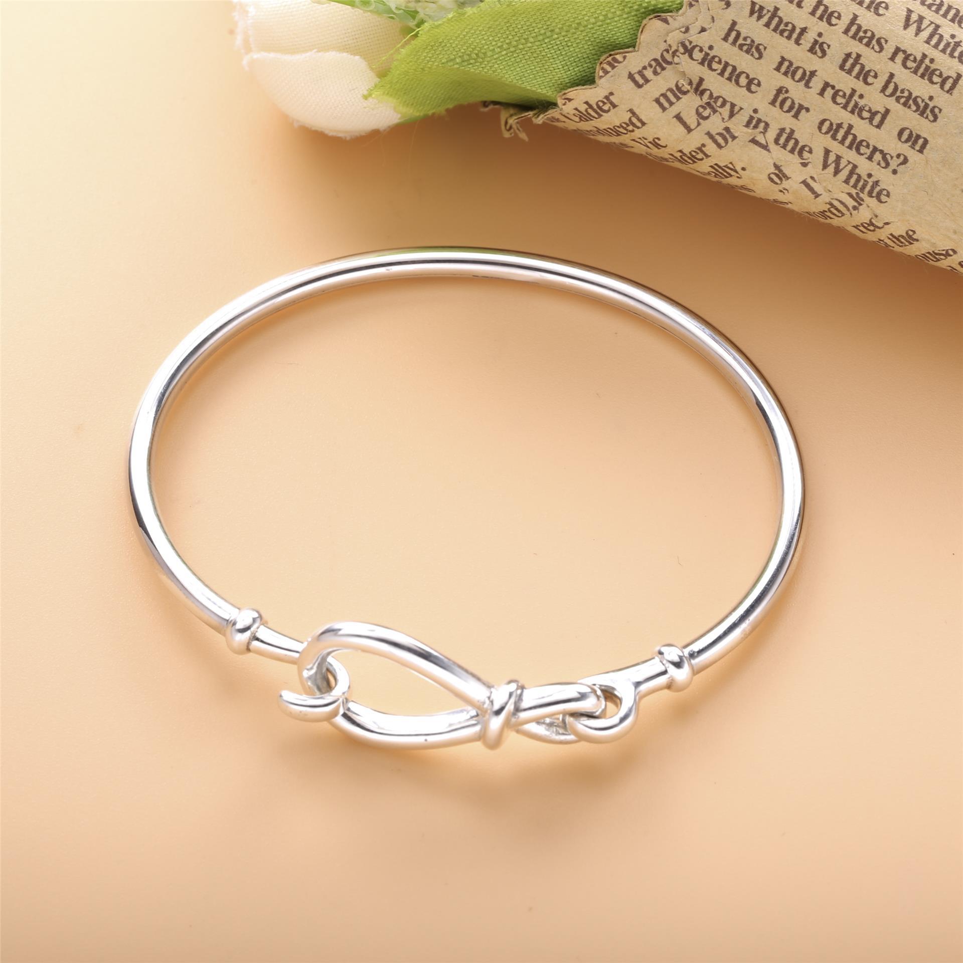 PANDORA Infinity Knot Bangle 598893C00