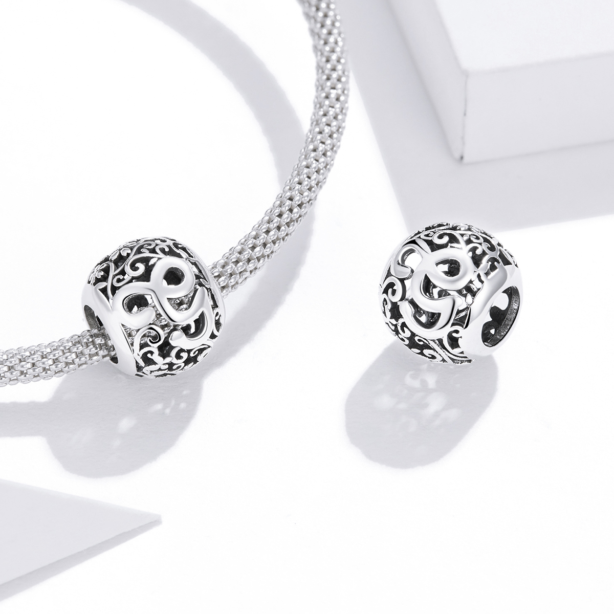 Pandora Style Opengewerkte bloemenletter G Bedel - SCC1444-G