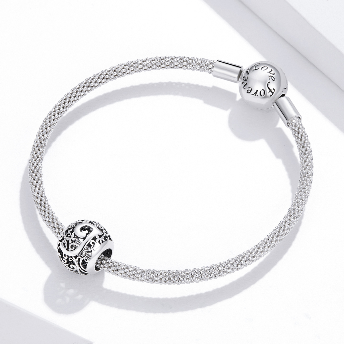 Pandora Style Opengewerkte bloemenletter J Bedel - SCC1444-J