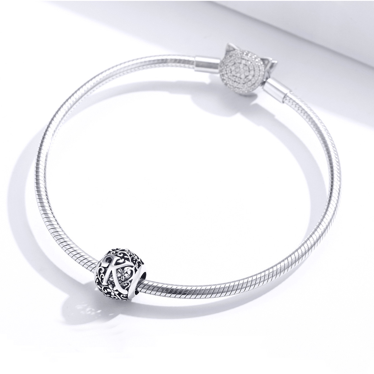 Pandora Style Opengewerkte bloemenletter K Bedel - SCC1444-K