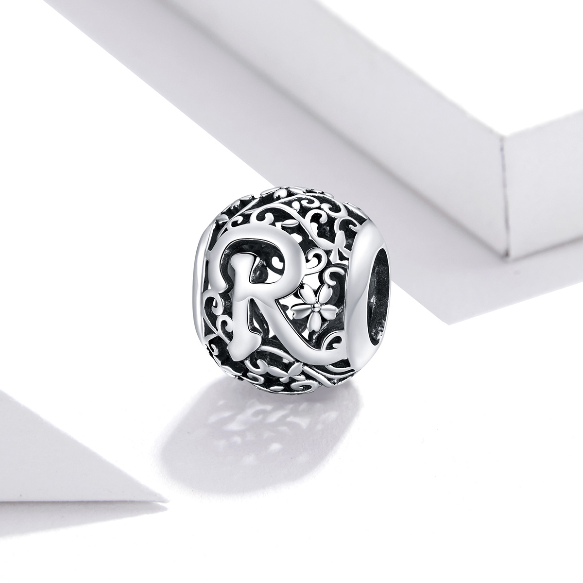 Pandora Style Opengewerkte bloemenletter R Bedel - SCC1444-R