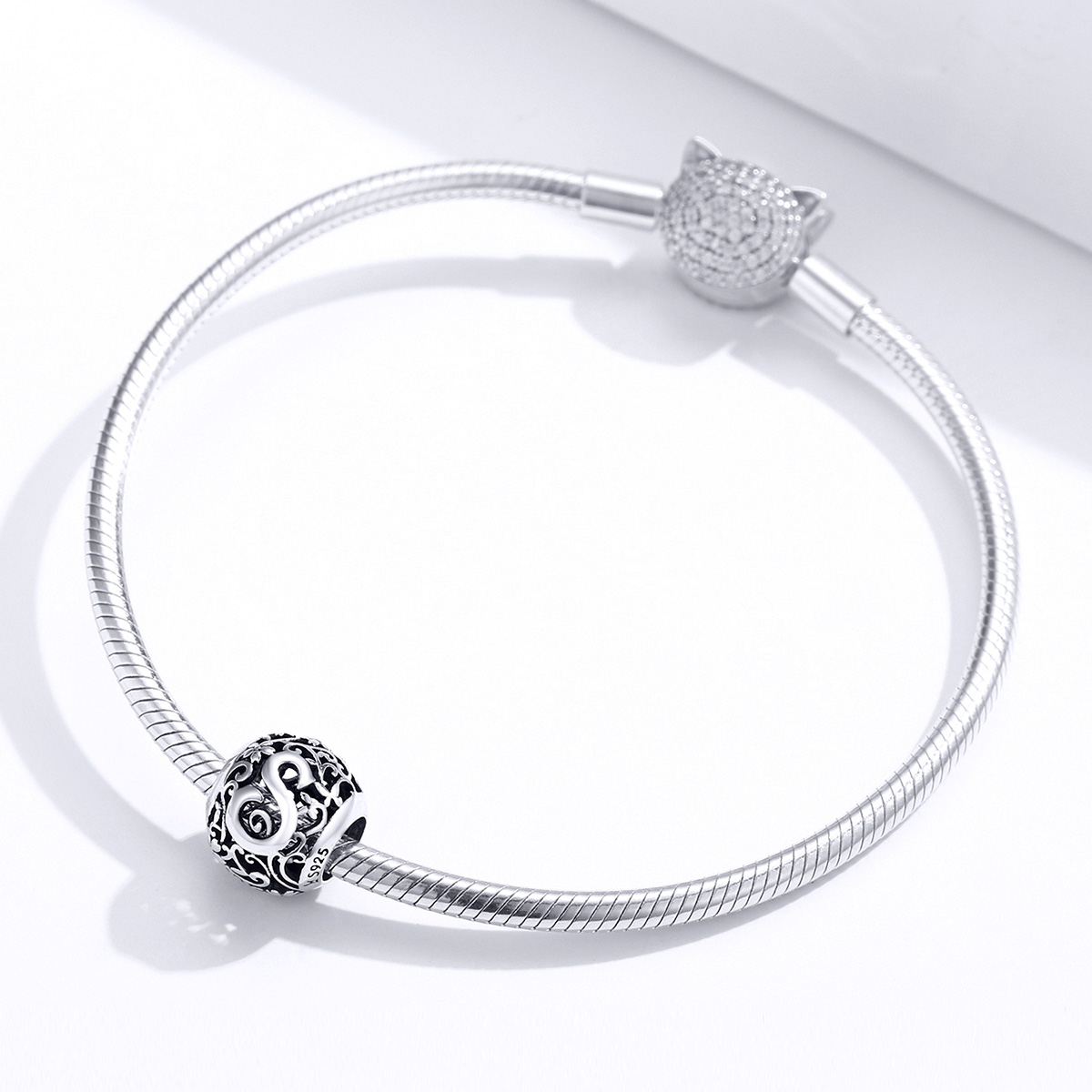 Pandora Style Opengewerkte bloemenletter S Bedel - SCC1444-S