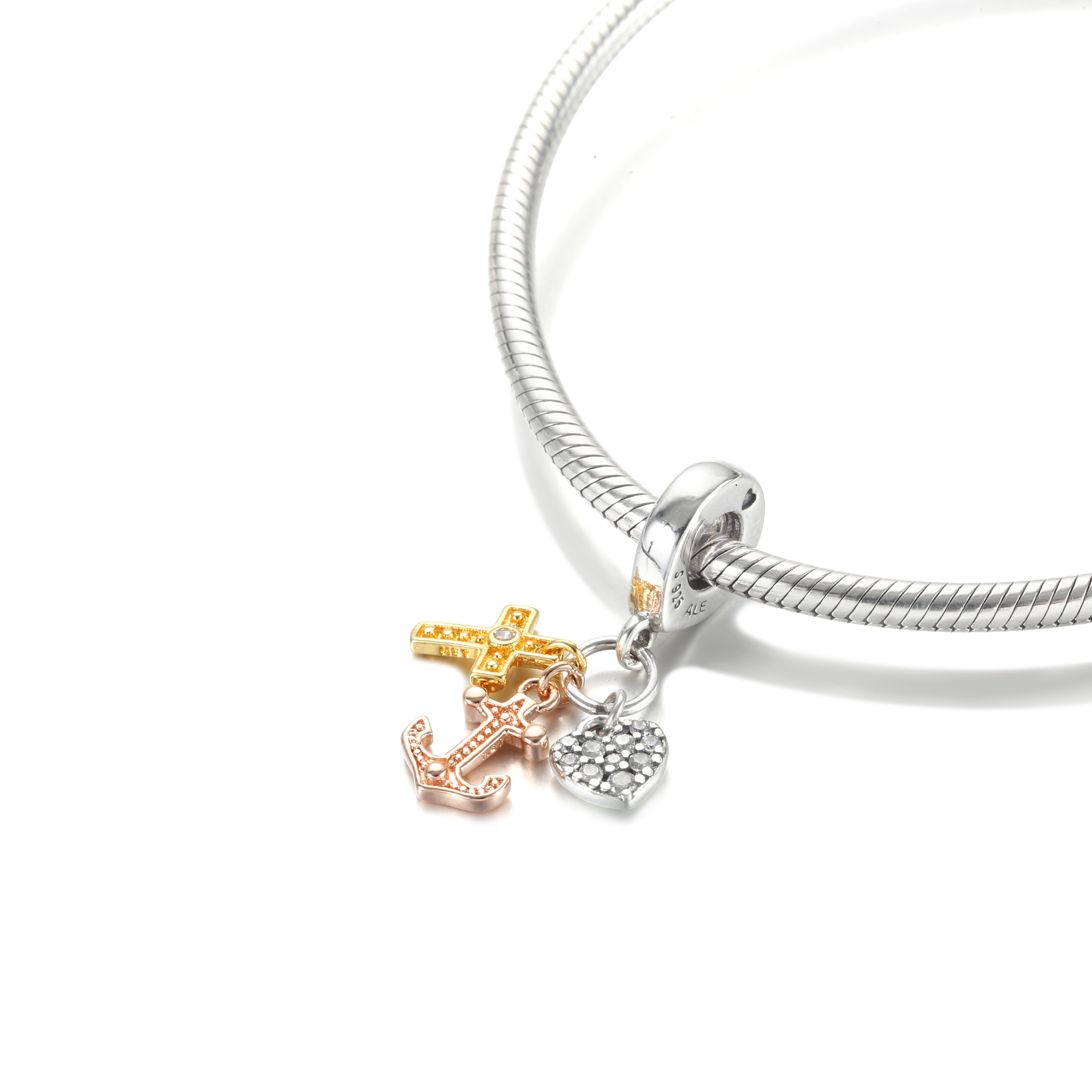 PANDORA Triple-tone Cross, Heart, & Anchor Hangende Bedel