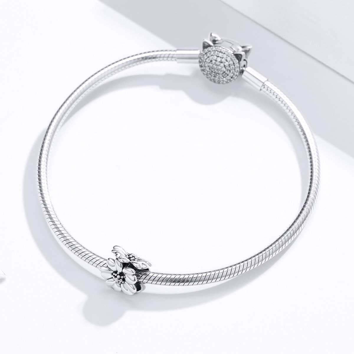 Pandora Style Drie bloemen Bedel - SCC1486