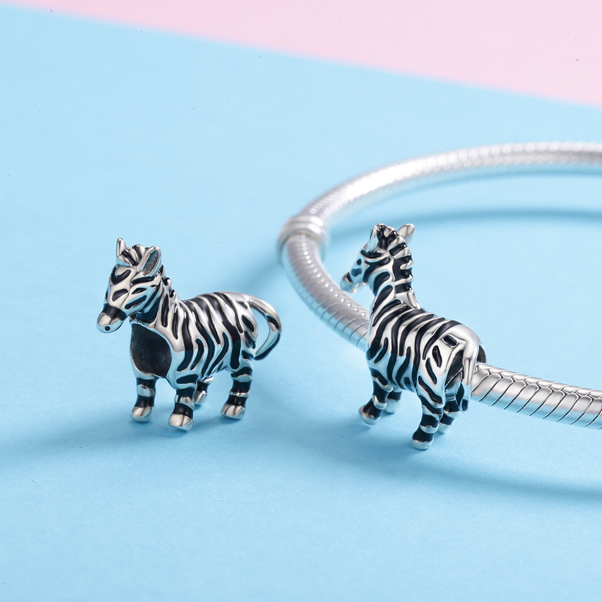 Pandora Style Mooie dierenzebra Bedel - SCC550