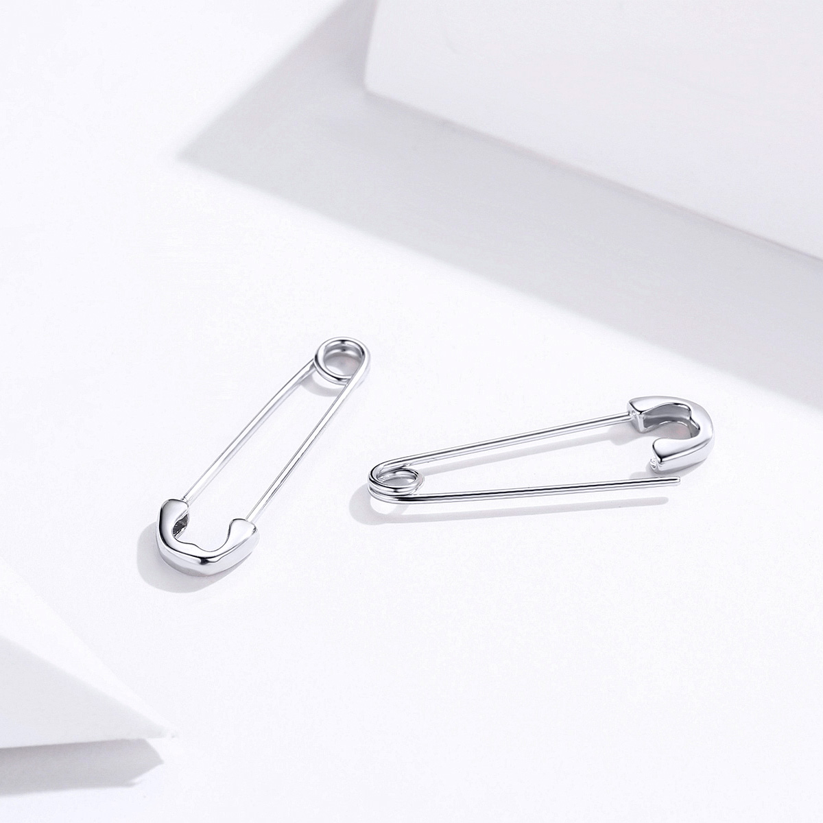 Pandora Style Gelukkig Paperclip Oorknopjes - SCE695-A