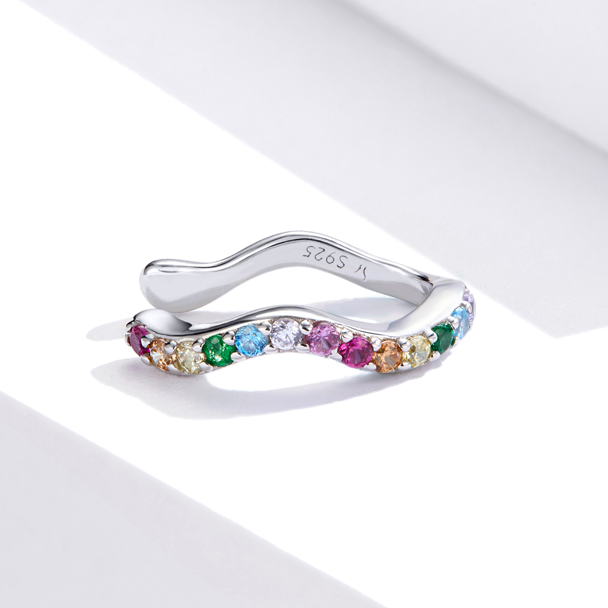 Pandora Style Regenboog Oorclip - SCE894