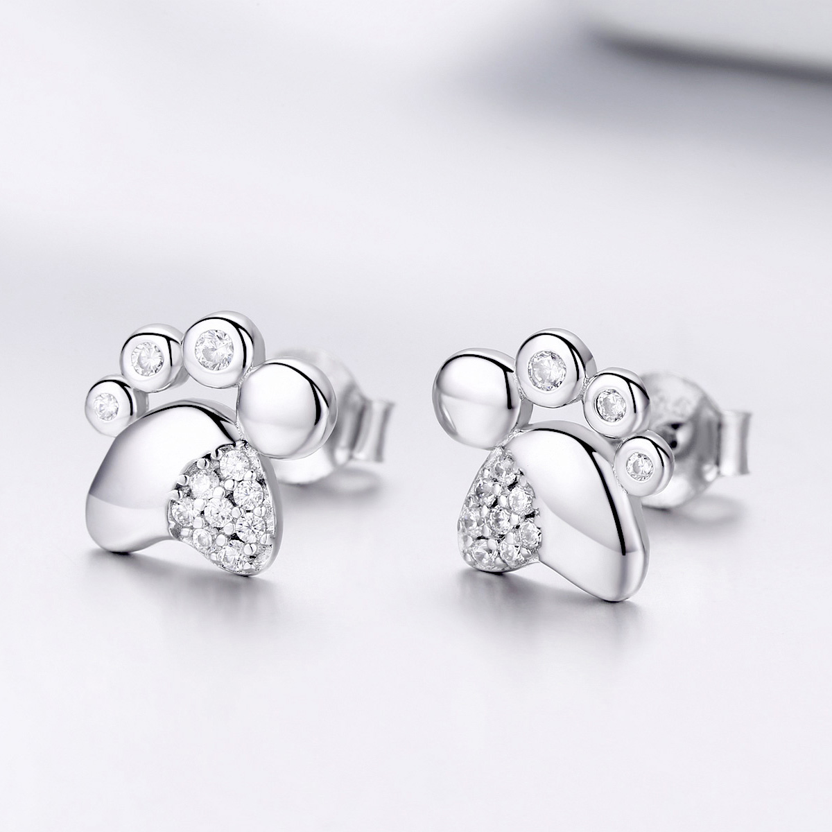 Pandora Style Schattige anti-allergie kittenvoetafdrukken Oorknopjes - BSE033