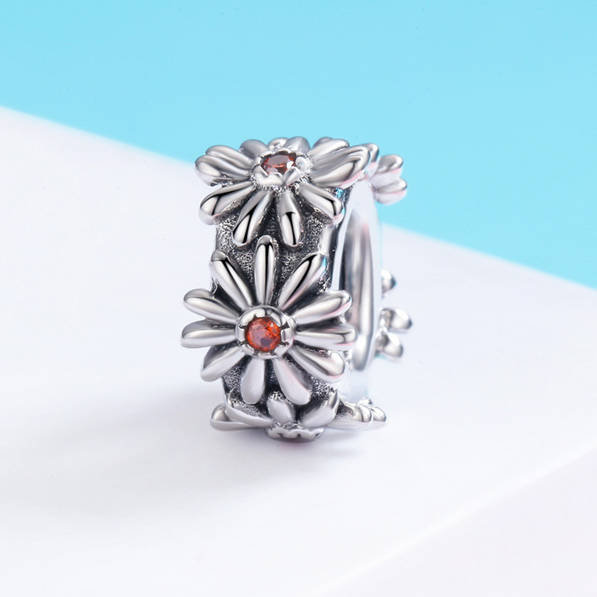 Pandora Style Daisy Krans Spacer Bedel - SCC598