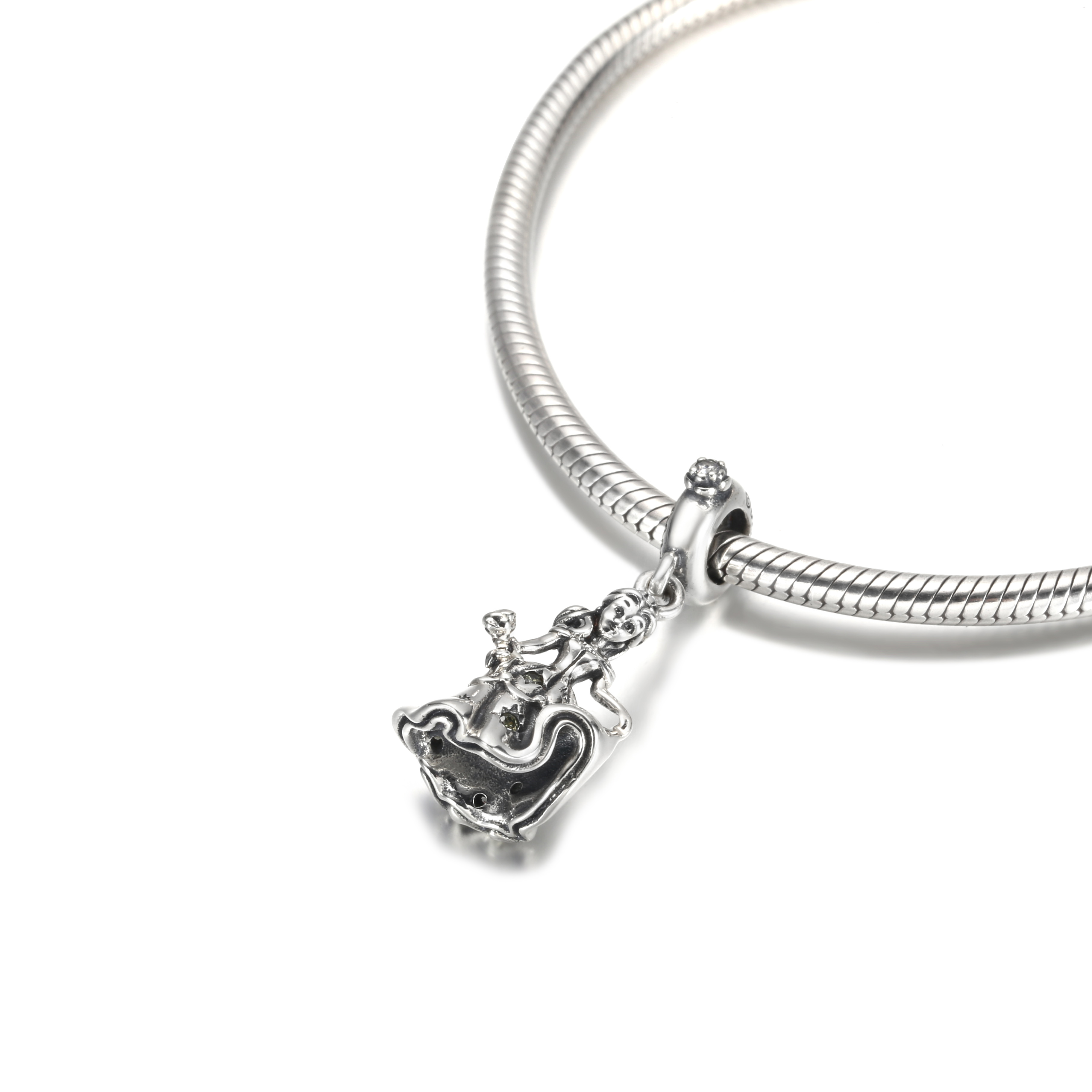 PANDORA Disney Belle en het Beest Dansende Belle Hangende Bedel - 790014C01