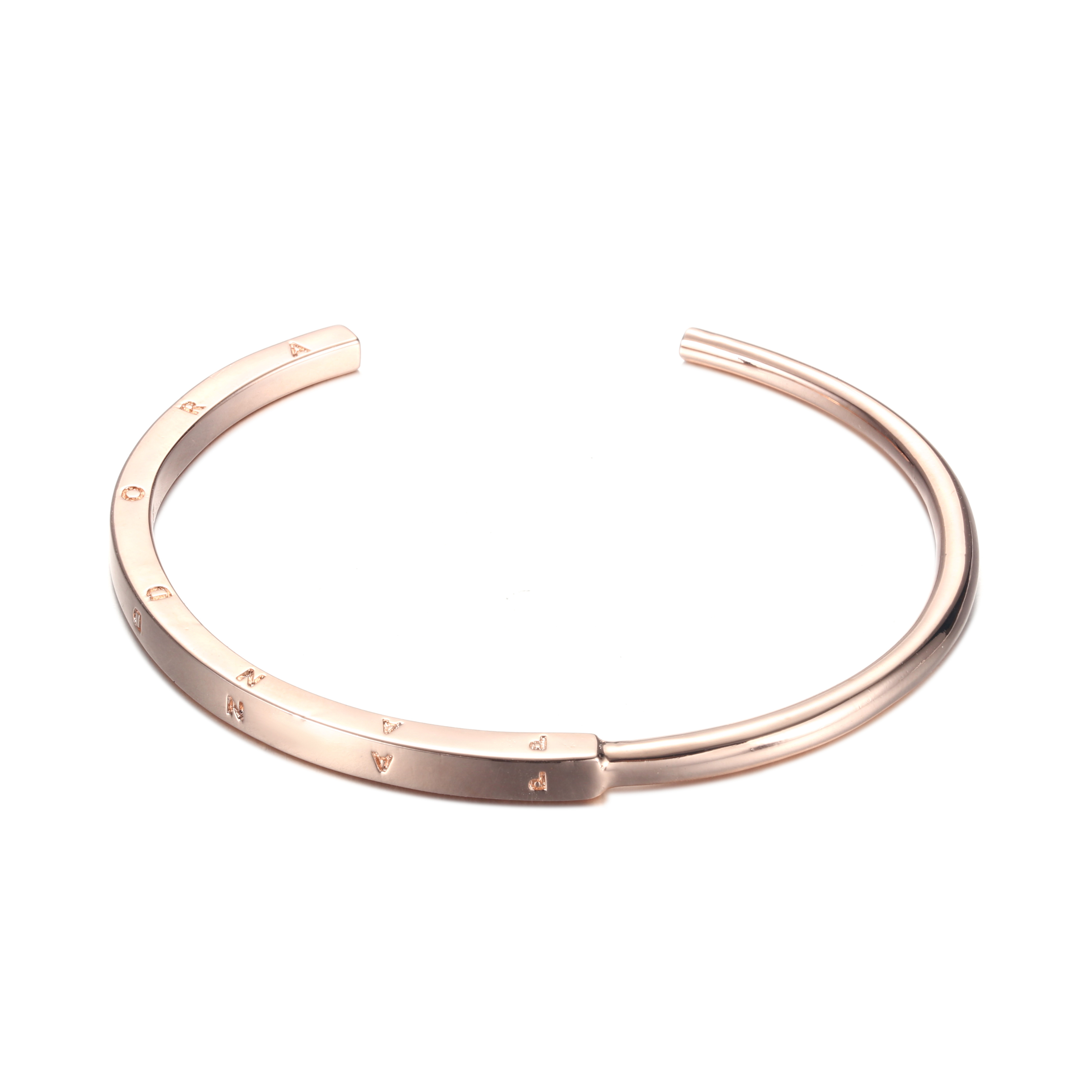 Pandora Signature I-D Open bangle - 589493C00