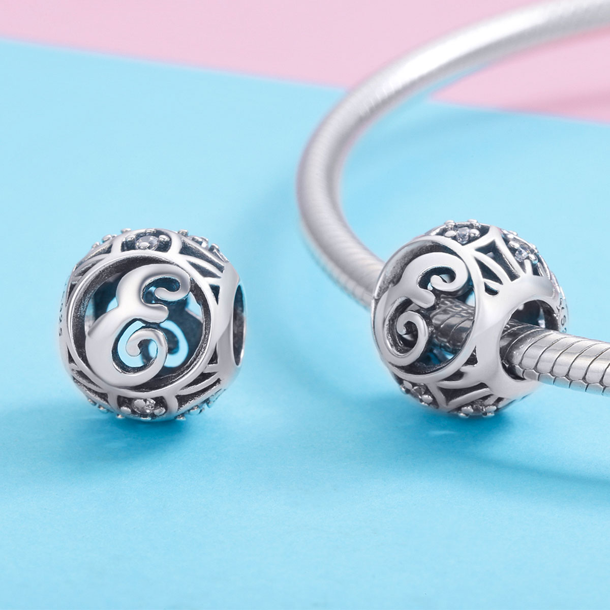 Pandora Style Letter-E Bedel - SCC738-E