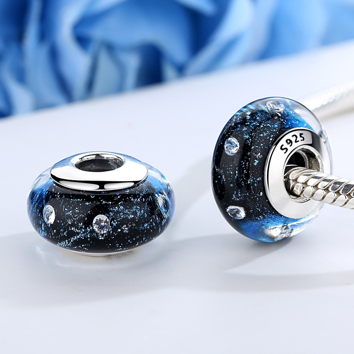 Pandora Style Midnight Bubbling met Murano-glas met schroefdraad Bedel - SCZ028