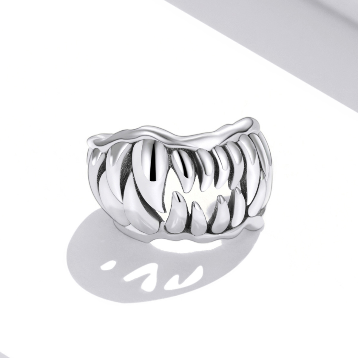 Pandora Style Beest Tand Oorclip - SCE1203