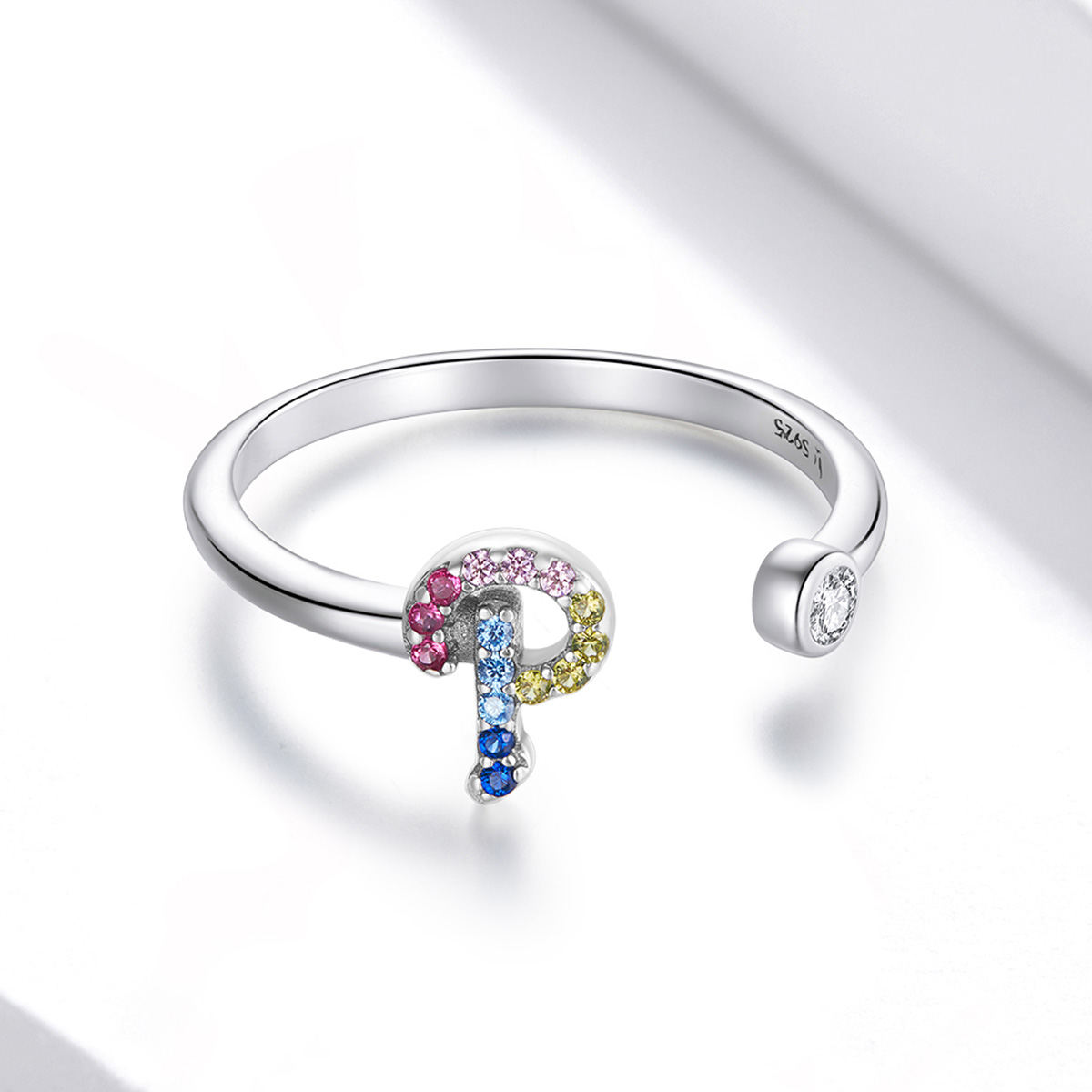 Pandora Style Kleurrijke Letter-P Open Ring - SCR723-P