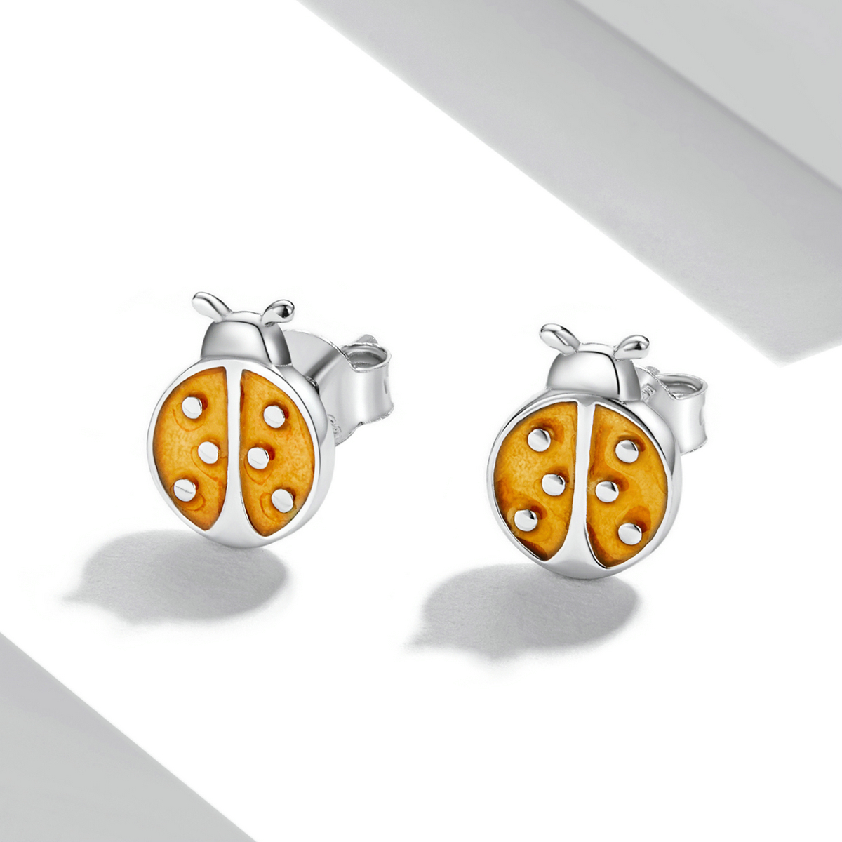 Pandora Style Oranje Lieveheersbeestje Oorknopjes - SCE1345