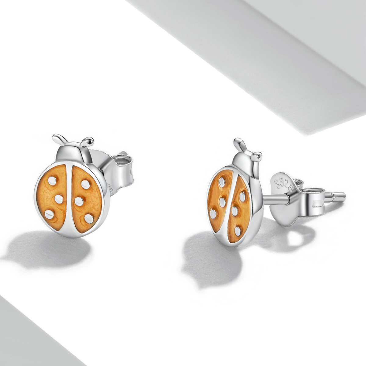 Pandora Style Oranje Lieveheersbeestje Oorknopjes - SCE1345