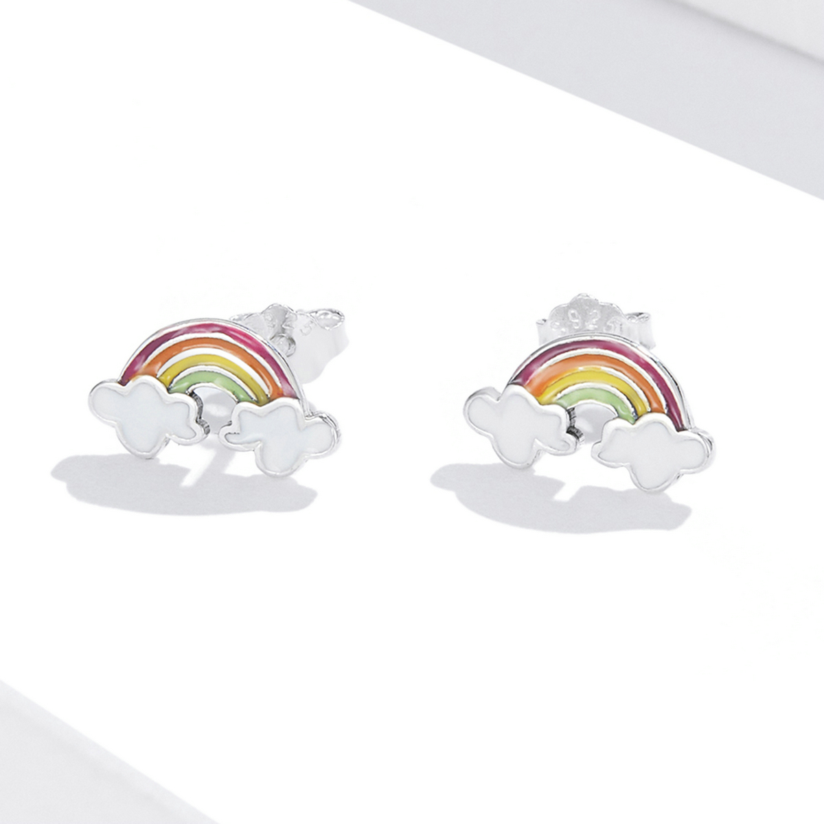 Pandora Style Regenboog wolken Oorknopjes - SCE1339