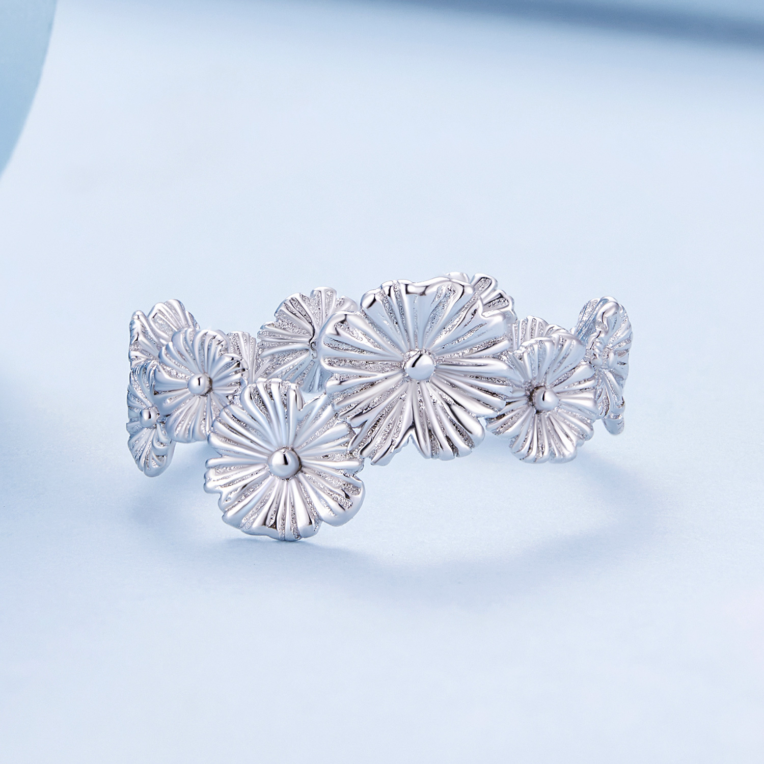 Pandora-stijl Klassieke Daisy Bloem Band Ring - BSR382