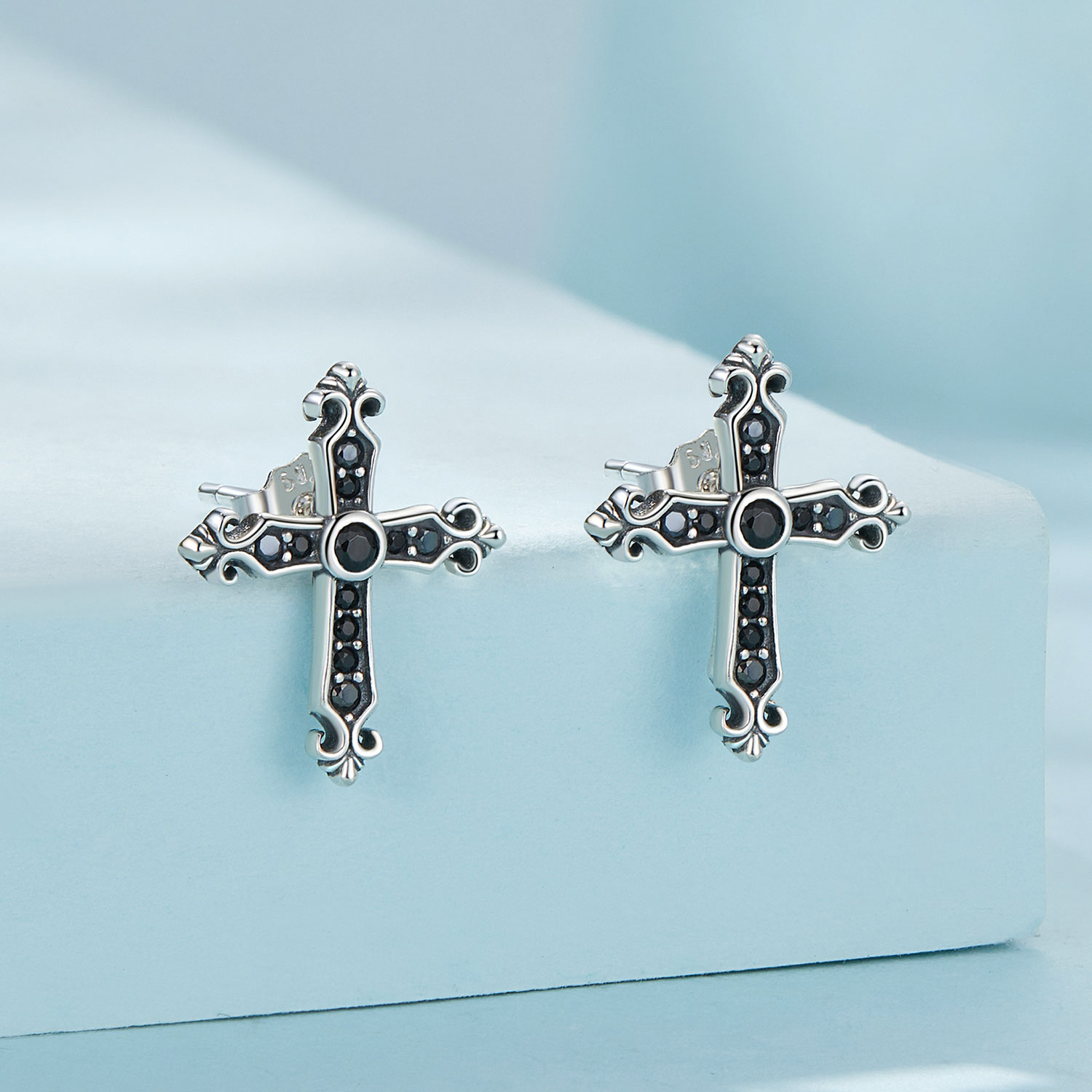 Pandora-stijl Vintage Kruis Studs Oorbellen - SCE1655