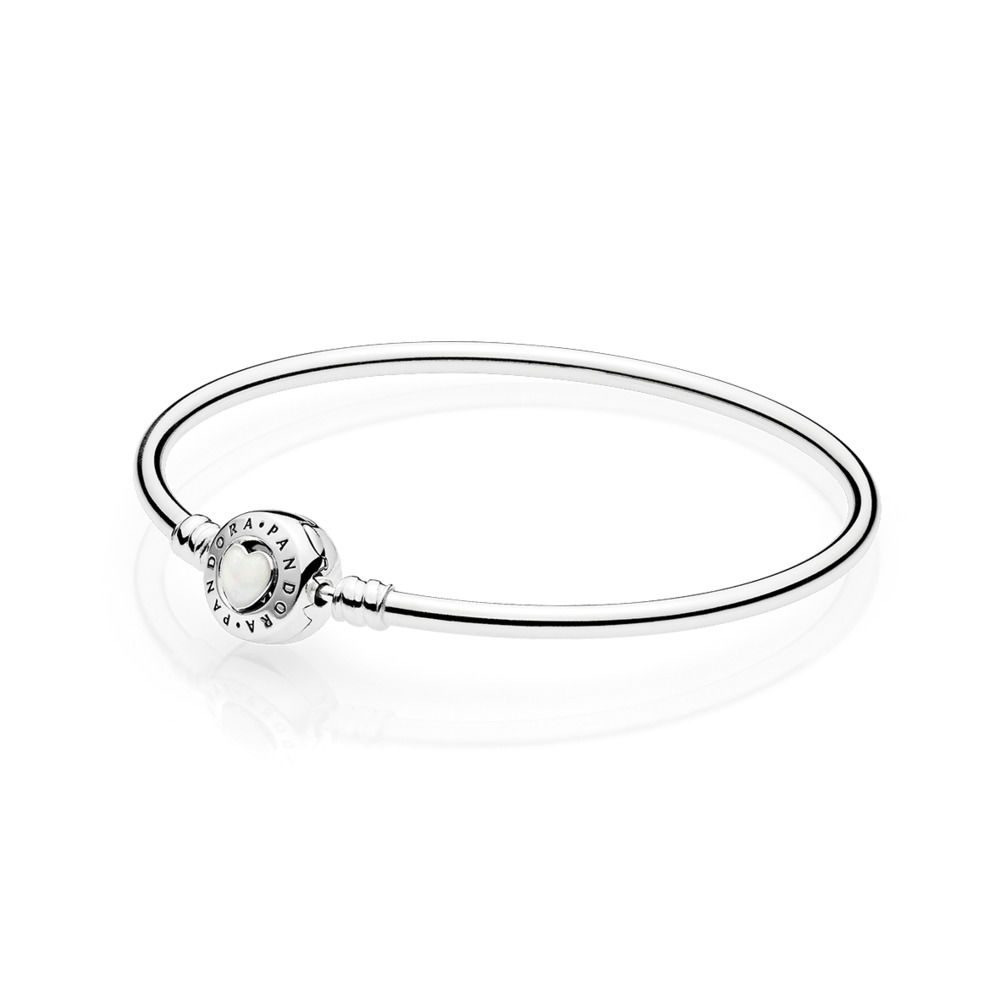 PANDORA Moments - Zilveren Bangle Met Liefdevolle Hart