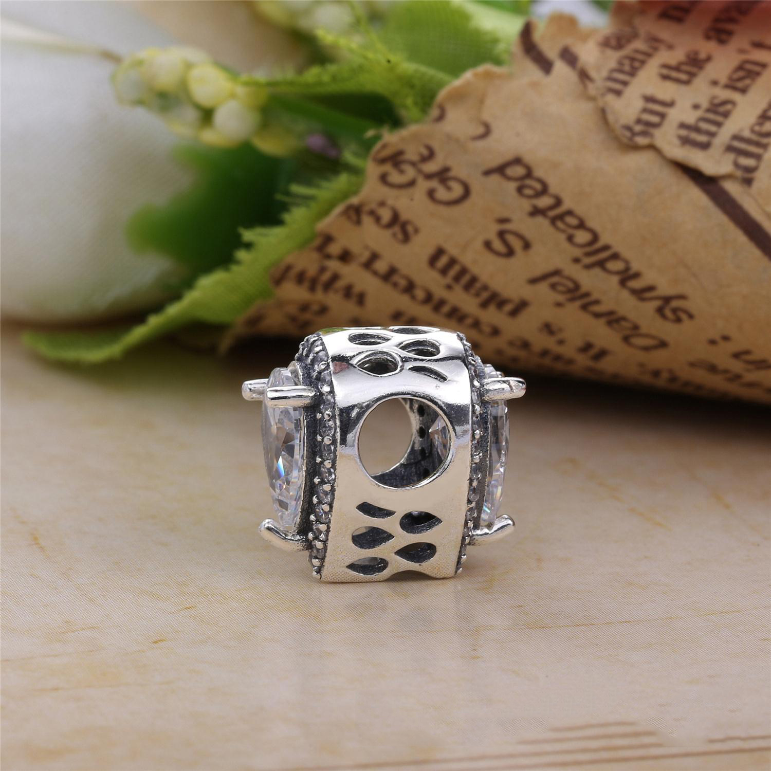 PANDORA Bedel Glinsterende Druppel 796245CZ