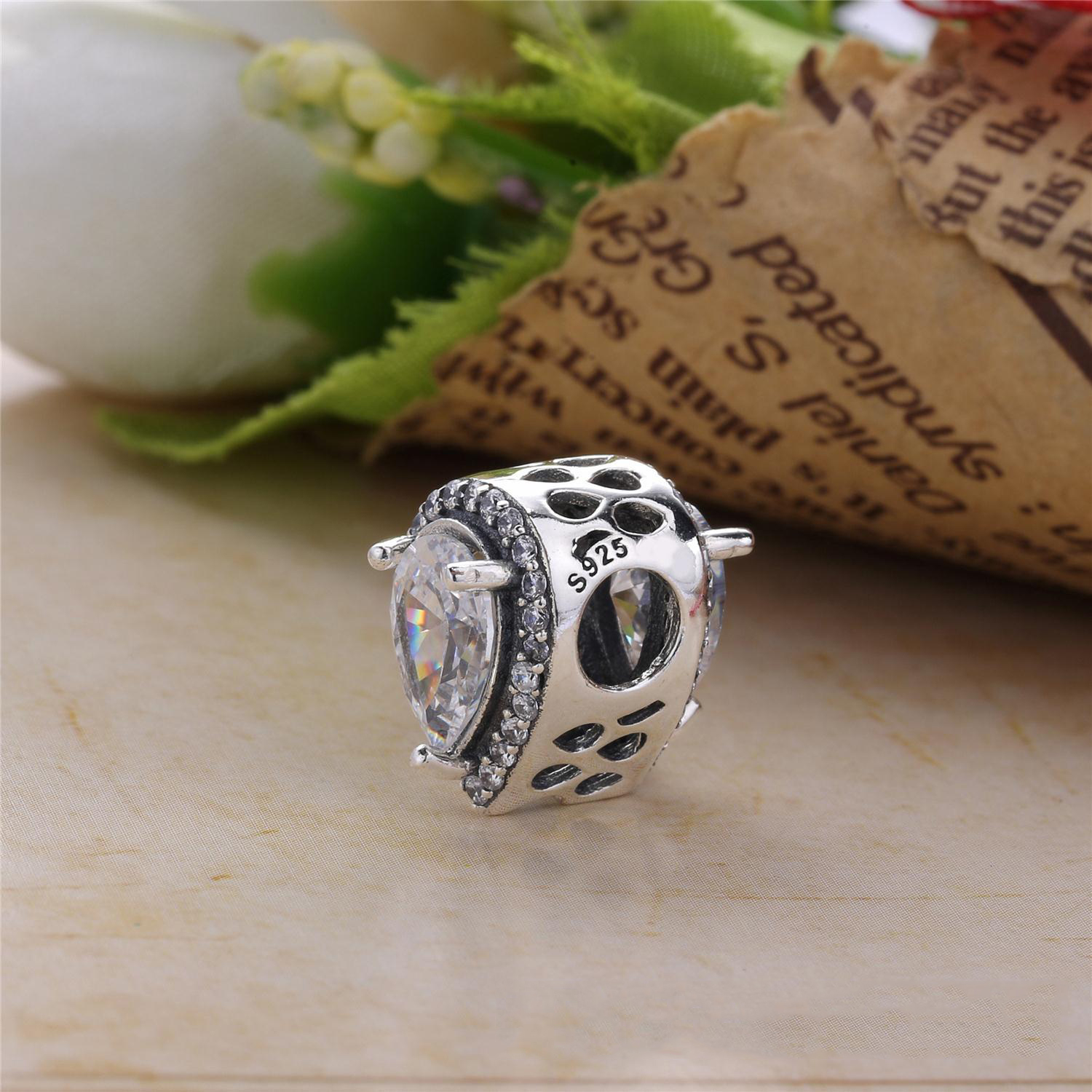 PANDORA Bedel Glinsterende Druppel 796245CZ