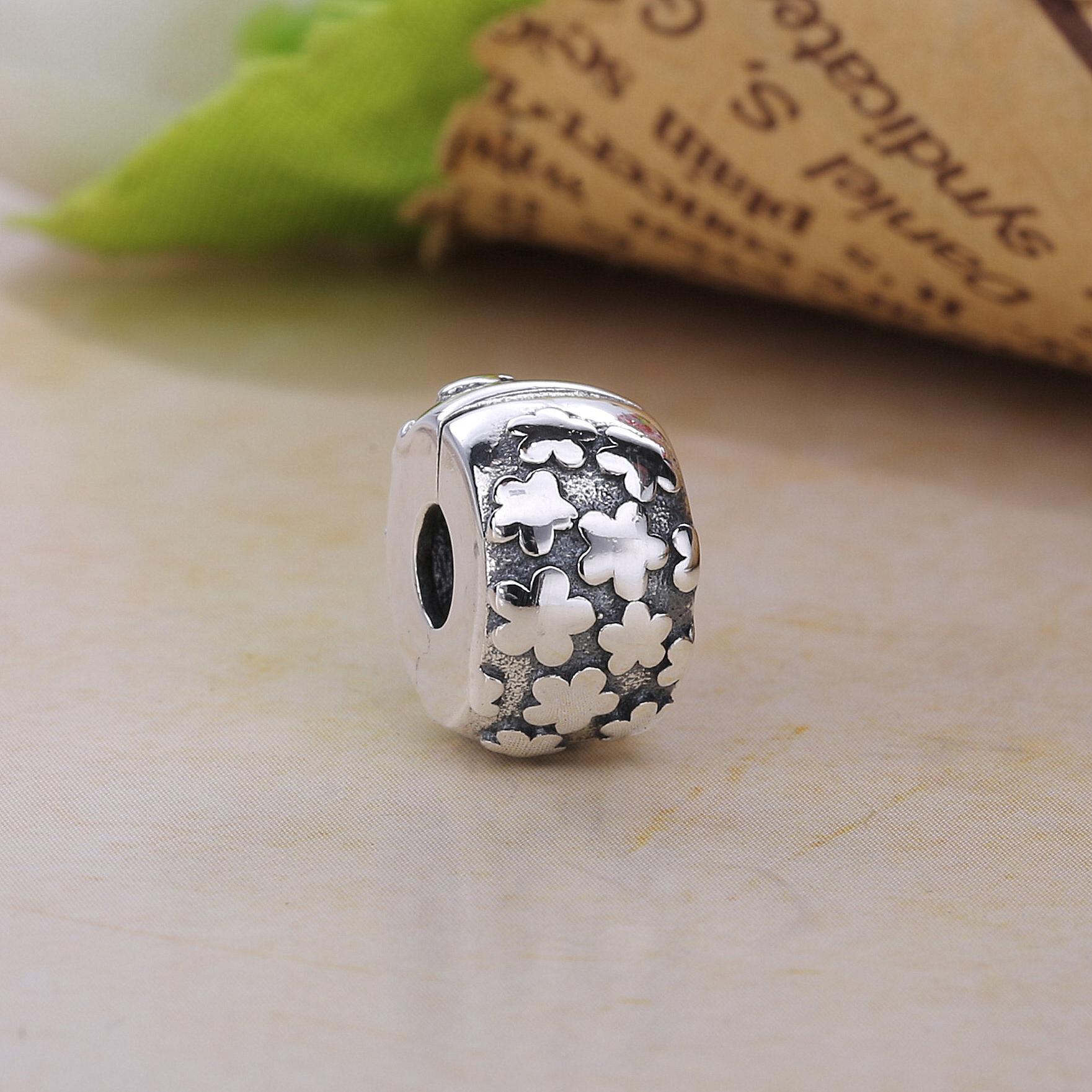 PANDORA Clip Met Bloemexplosie 790533