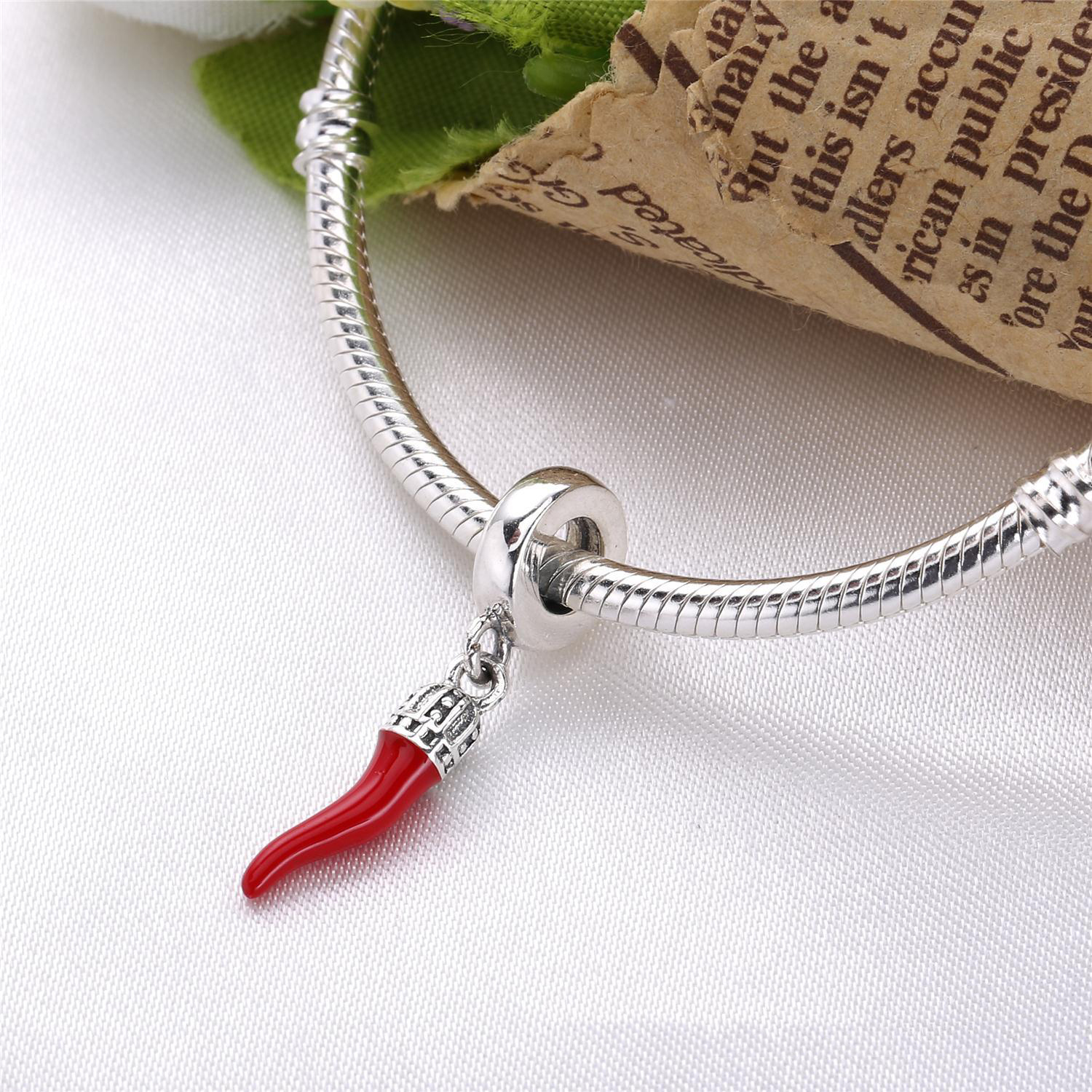 PANDORA Corno Good Luck Silver Dangle With Red Enamel - 791361En09