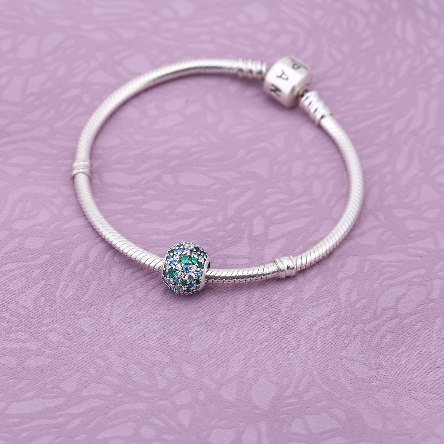 PANDORA Oceaanblauwe Pavé Bedel 791261MCZMX