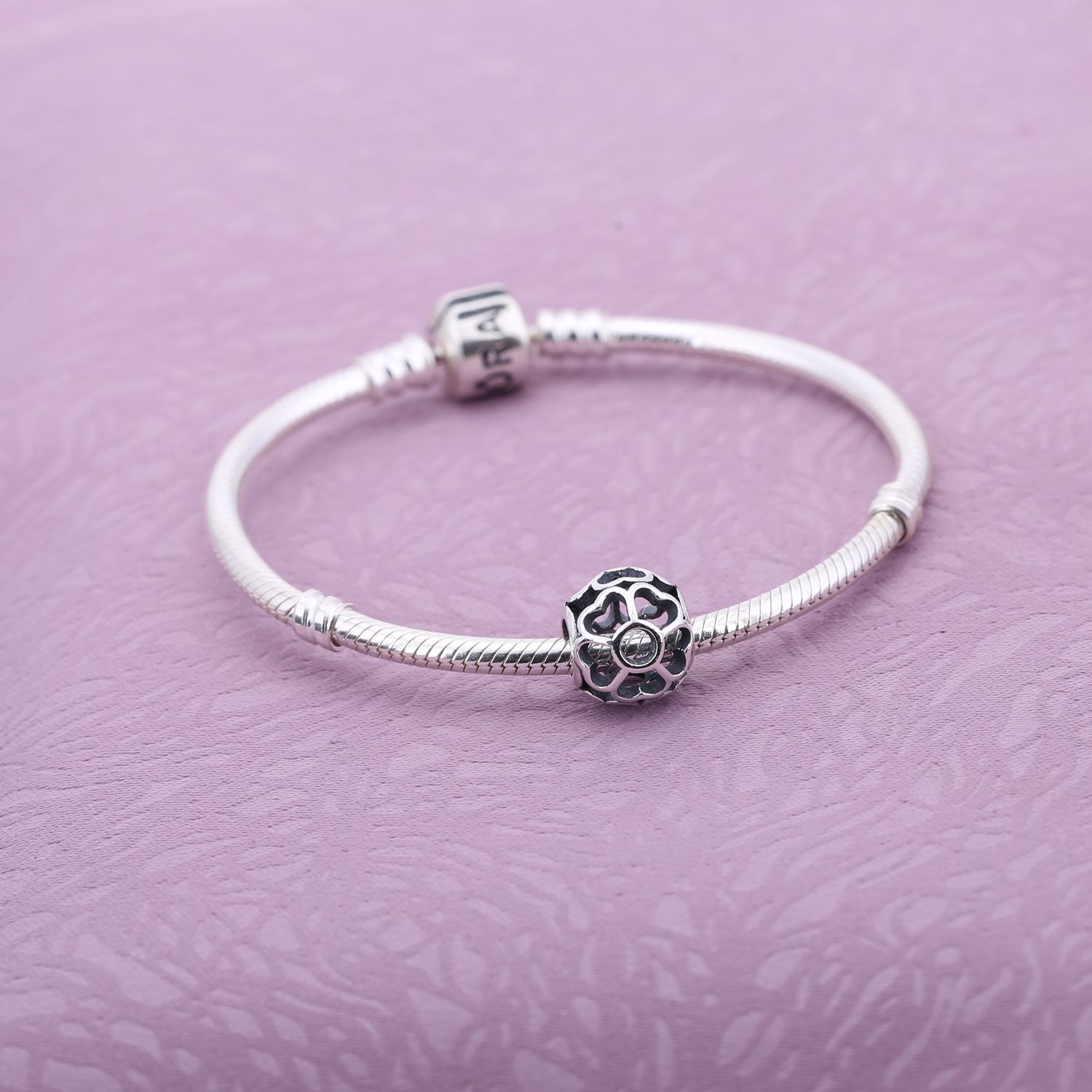 PANDORA Openwork Primrose Silver Bedel - 791489