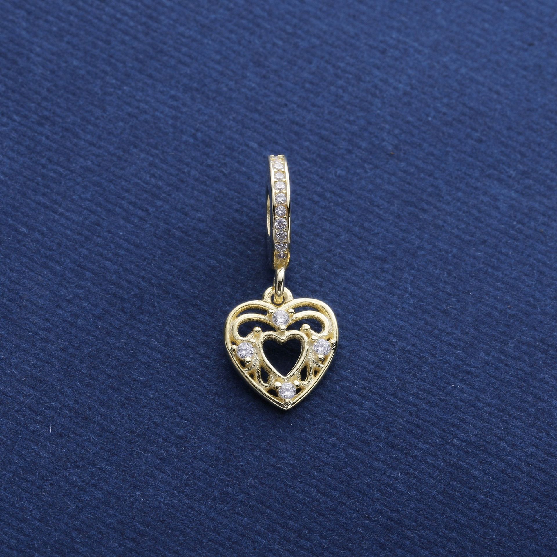 PANDORA Romantic Heart Pendant Bedel - 751001CZ