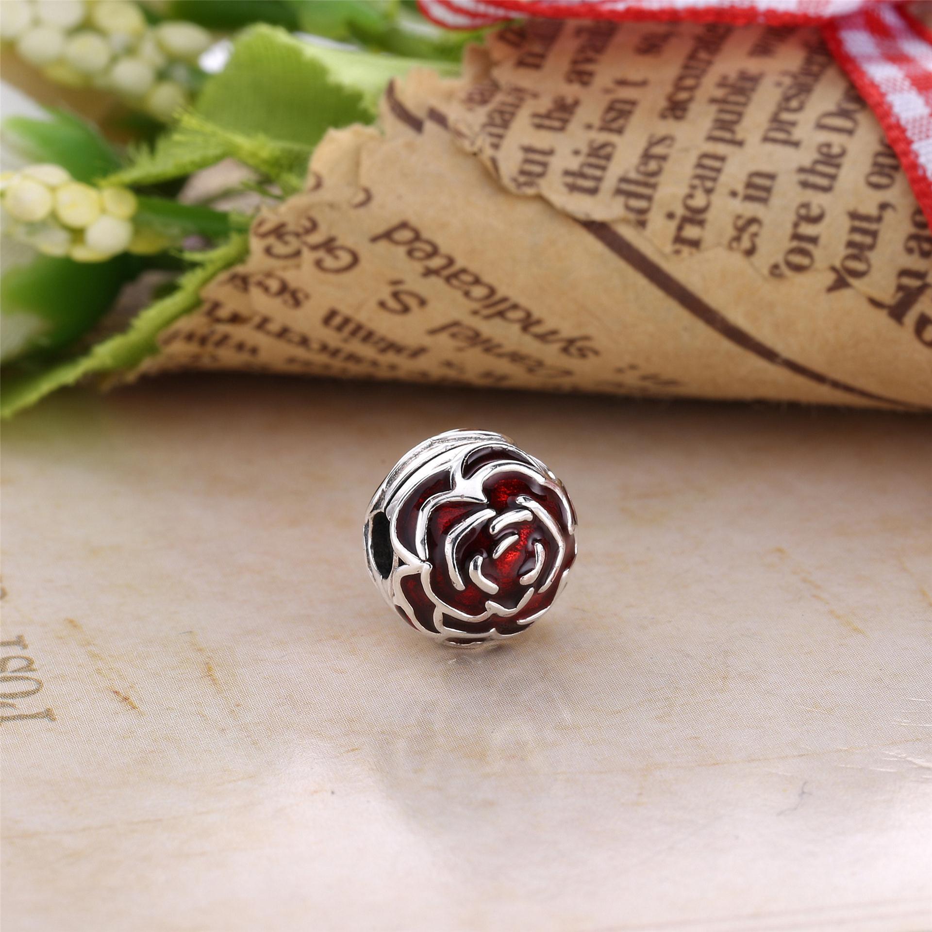 PANDORA Roses Silver Clip With Pink Enamel - 791292En40