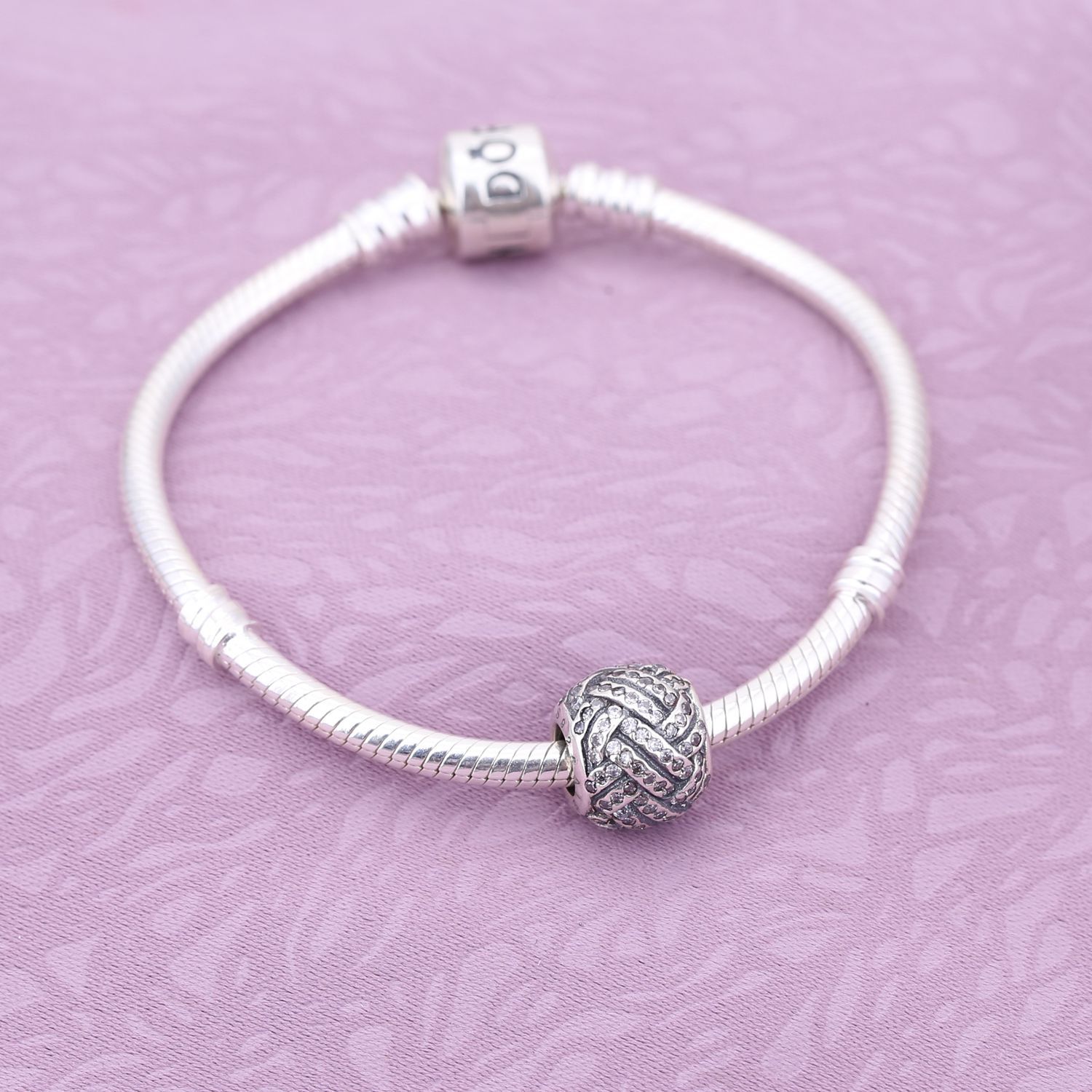 PANDORA Sprankelende Liefdesknoop Bedel 791537CZ